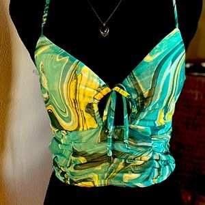 SALE!!!!! New Super Sexy Cropped Top